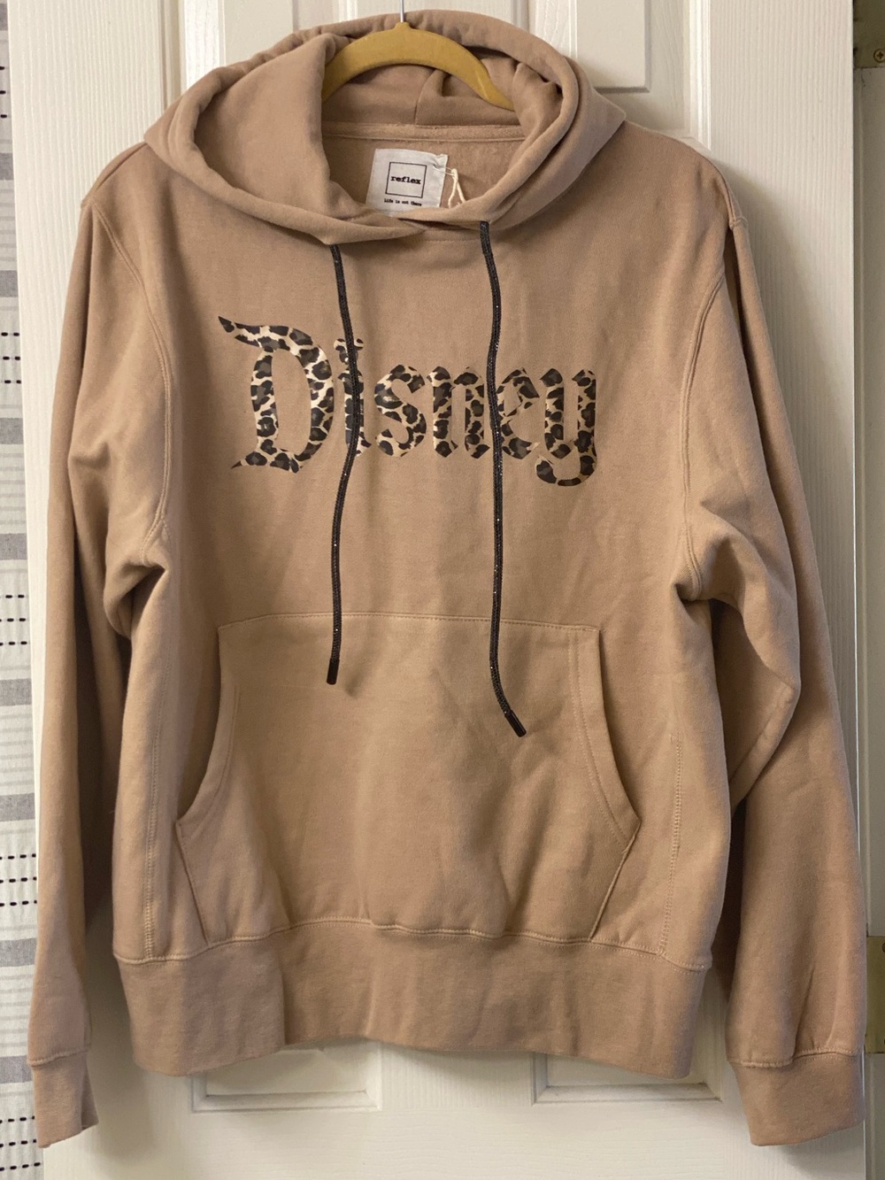 Reflex  Hoodie with Leopard-Print DISNEY Logo On Front Size Medium
